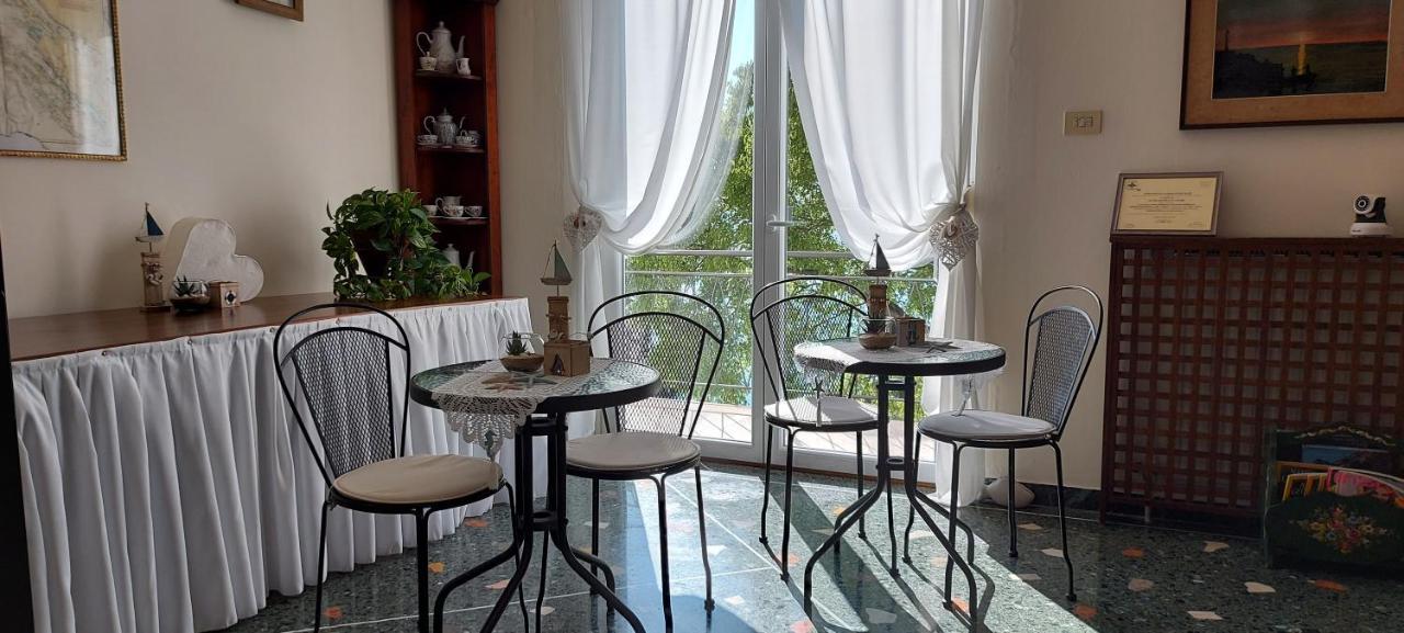 Villa Mira Bed And Breakfast ドゥイーノ エクステリア 写真